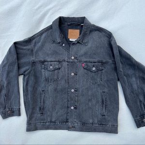 Black Levi’s Jean Jacket
